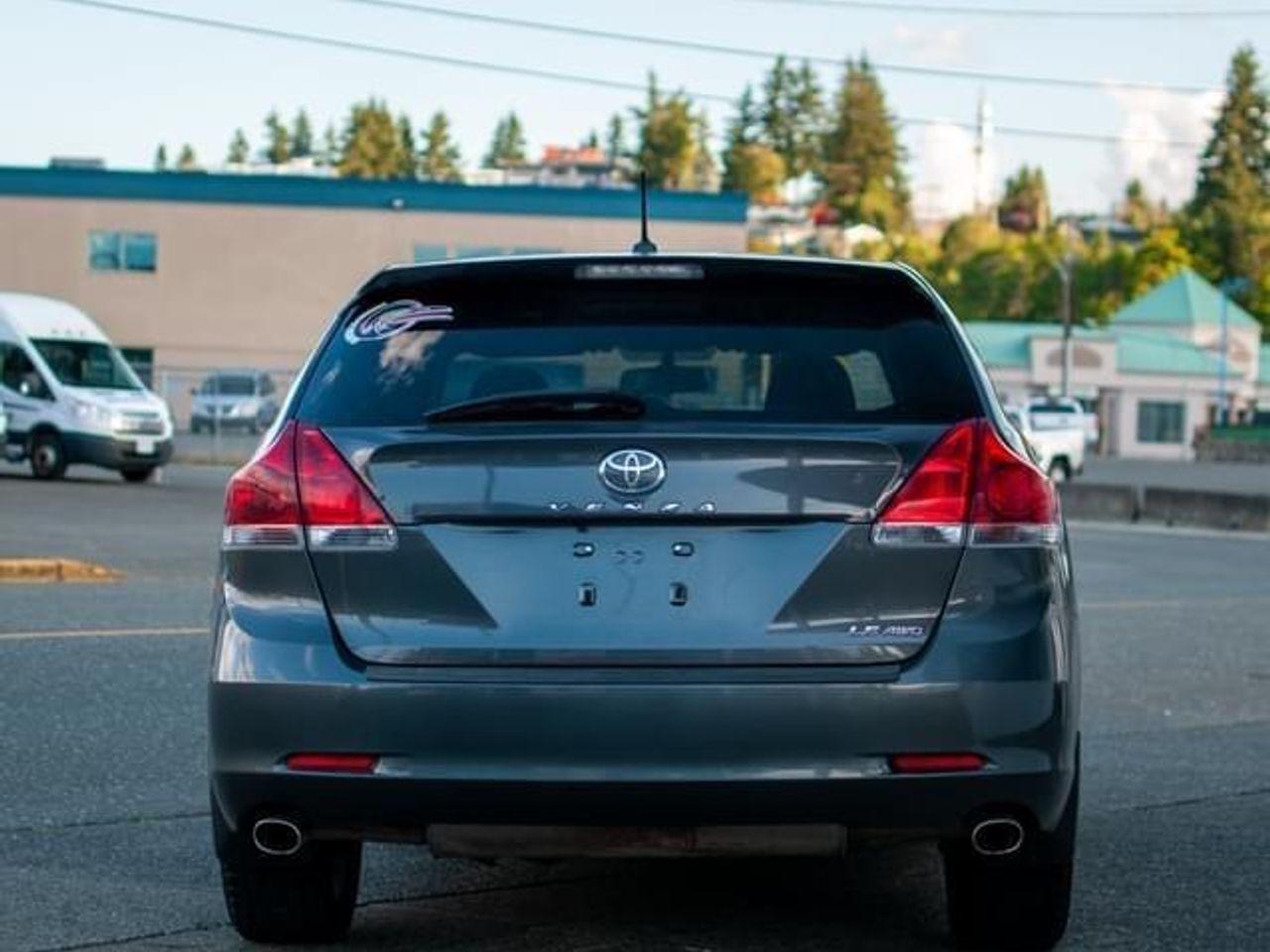 2016 Toyota Venza XLE-4