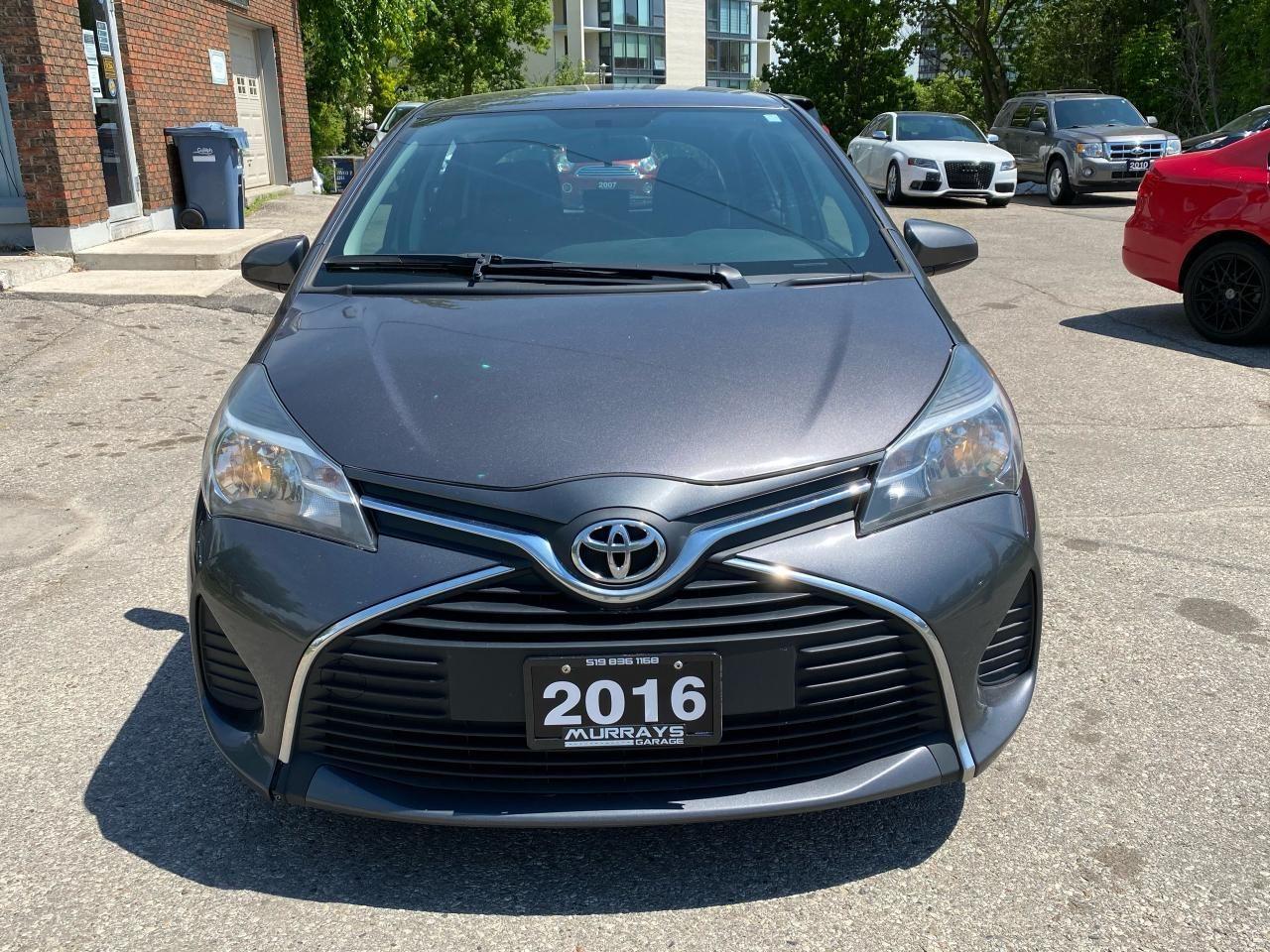 2016 Toyota Yaris LE-4
