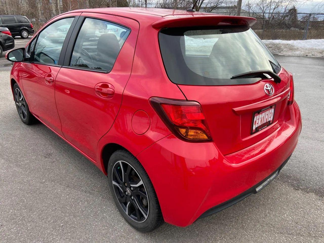 2016 Toyota Yaris SE-4