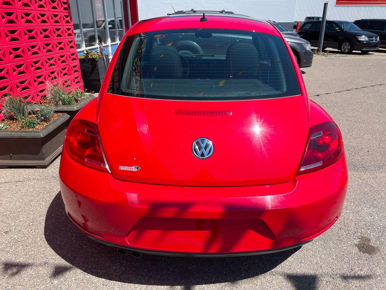 2016 Volkswagen Beetle -3