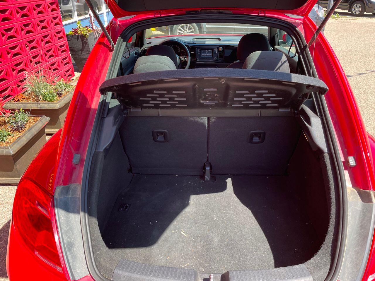2016 Volkswagen Beetle -4