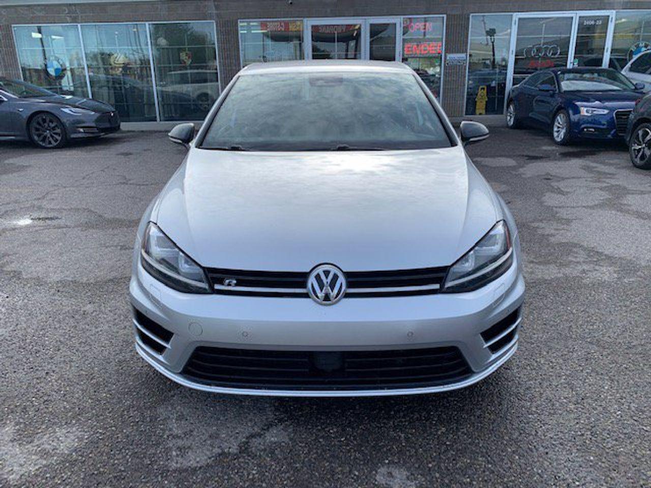 2016 Volkswagen Golf R -1