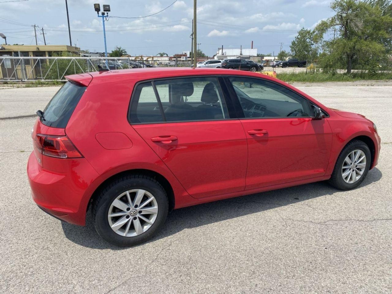 2016 Volkswagen Golf 1.8T S-3