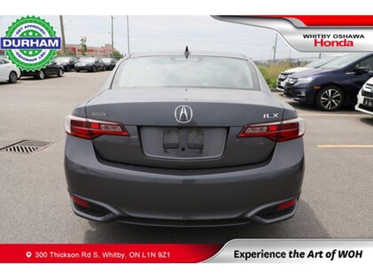 2017 Acura ILX 8-Spd AT-4