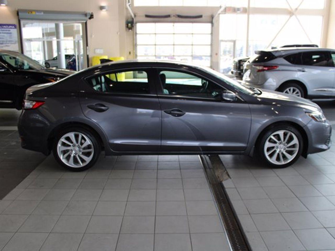 2017 Acura ILX 8-Spd AT-1
