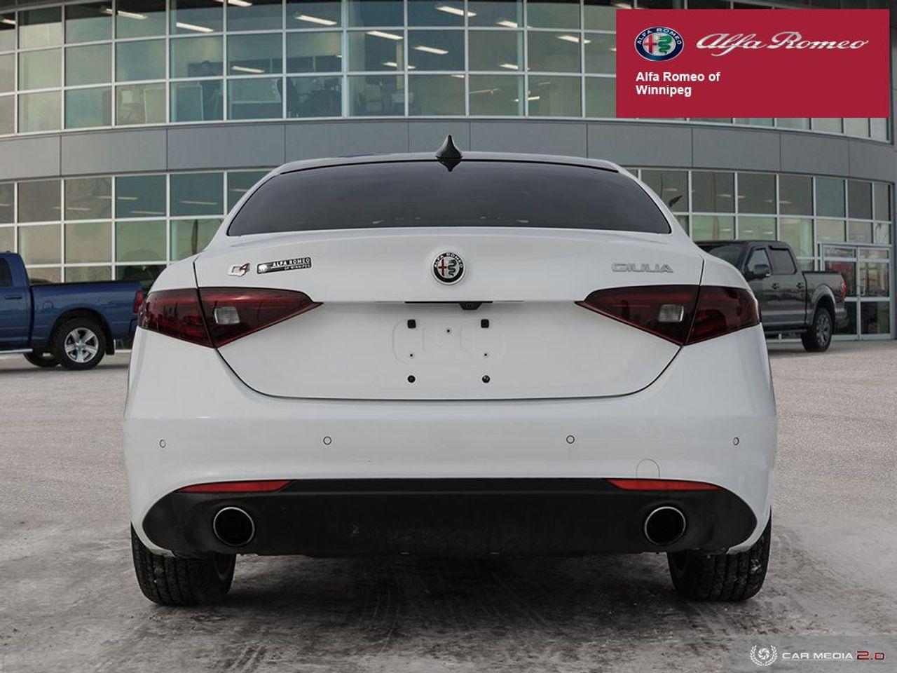2017 Alfa Romeo Giulia Ti-4