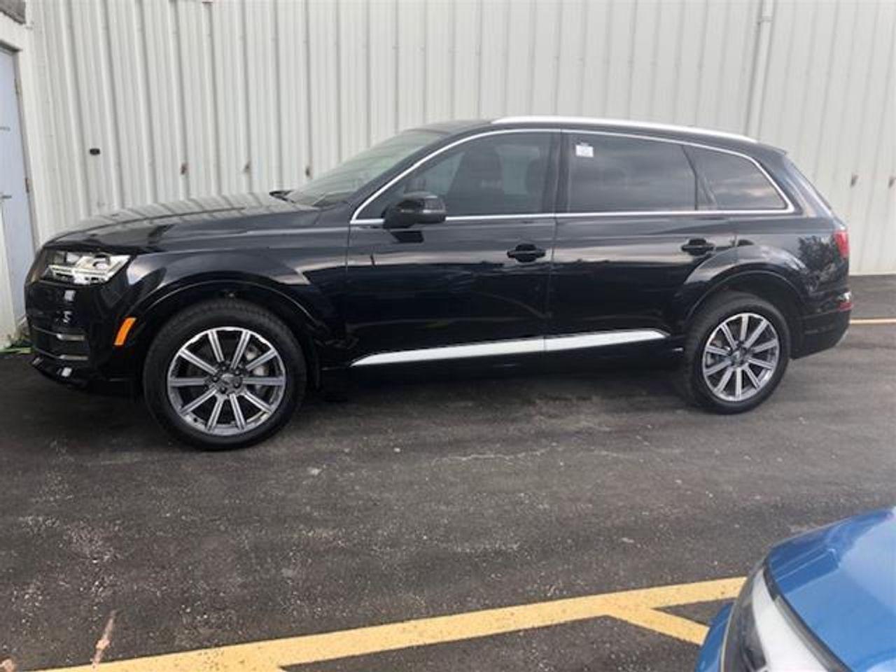 2017 Audi Q7 Technik-0
