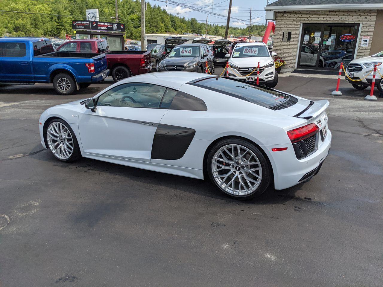 2017 Audi R8 -2