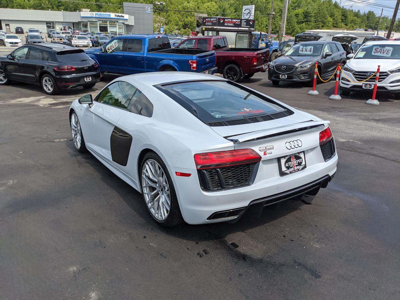 2017 Audi R8 -3
