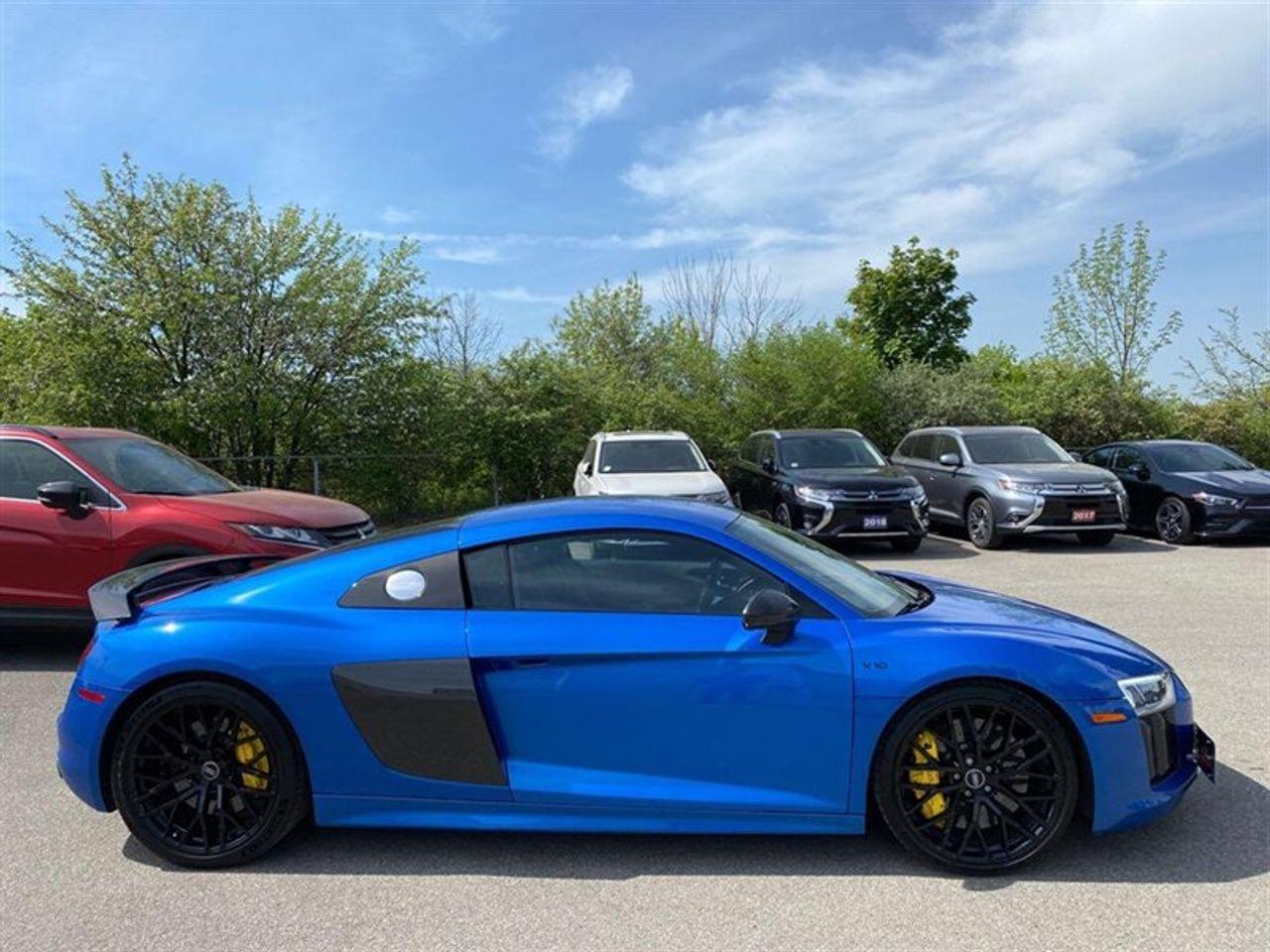 2017 Audi R8 Quattro-4