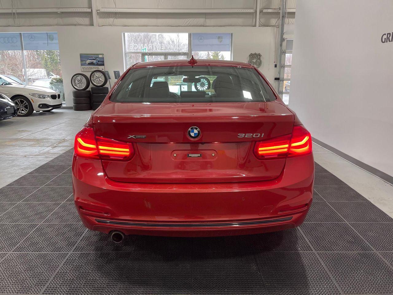 2017 BMW 3-Series 320i xDrive-4