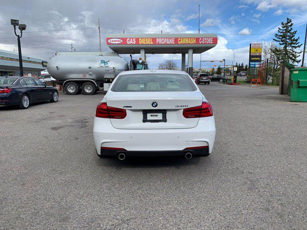 2017 BMW 3-Series 340i XDrive-4