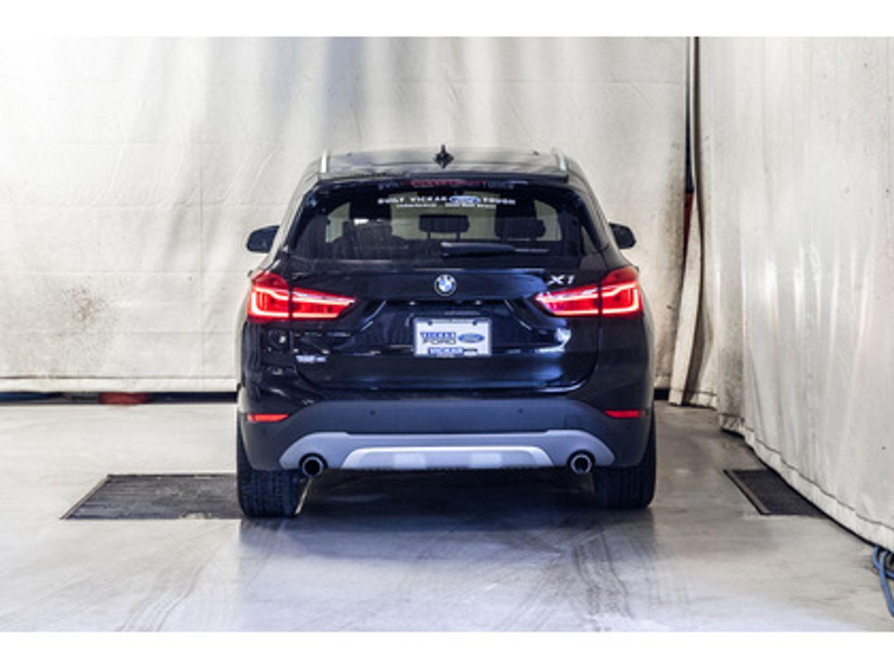 2017 BMW X1 XDrive28i-2