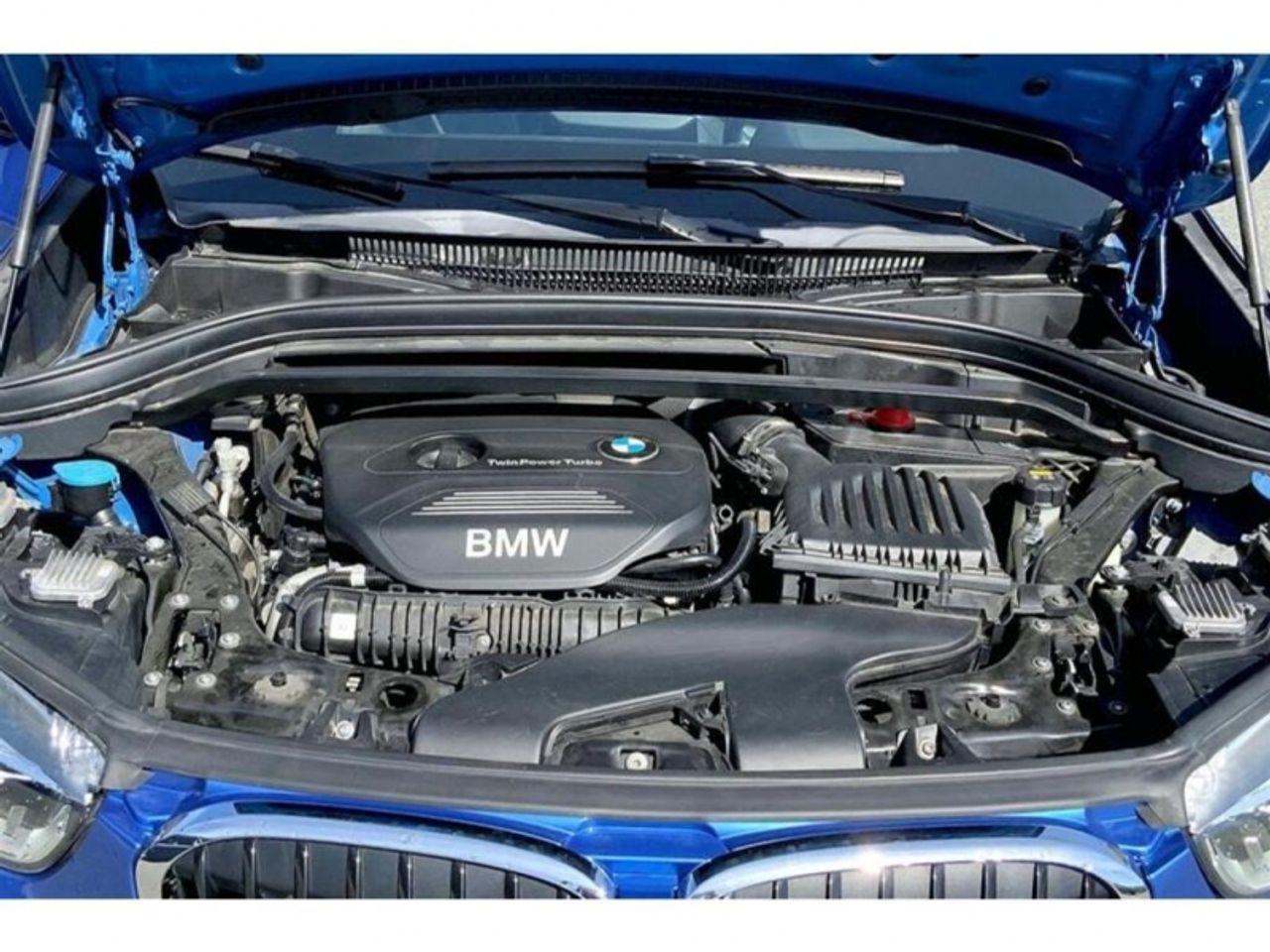 2017 BMW X1 Xdrive28i-4