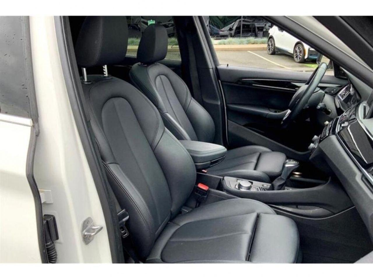 2017 BMW X1 Xdrive28i-3