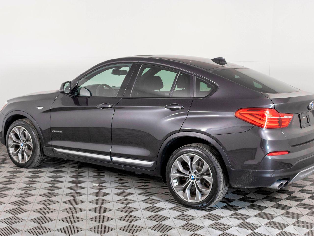 2017 BMW X4 Xdrive28i-4