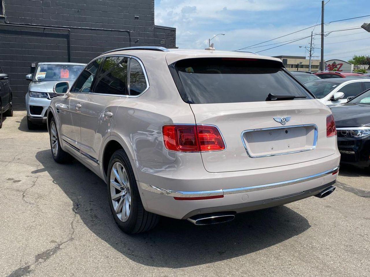 2017 Bentley Bentayga Base-3