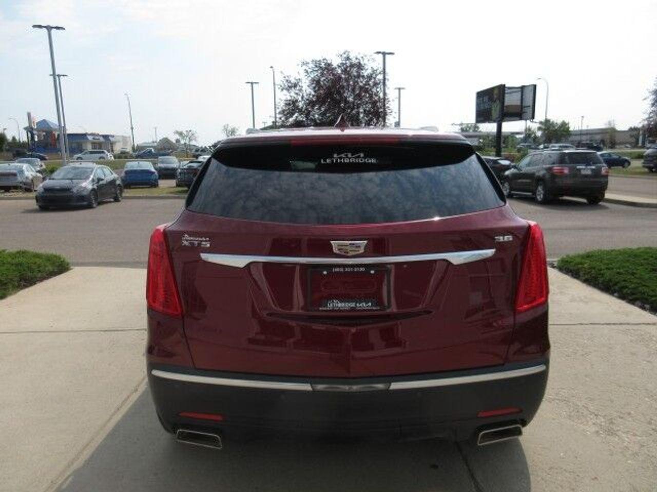 2017 Cadillac XT5 -2