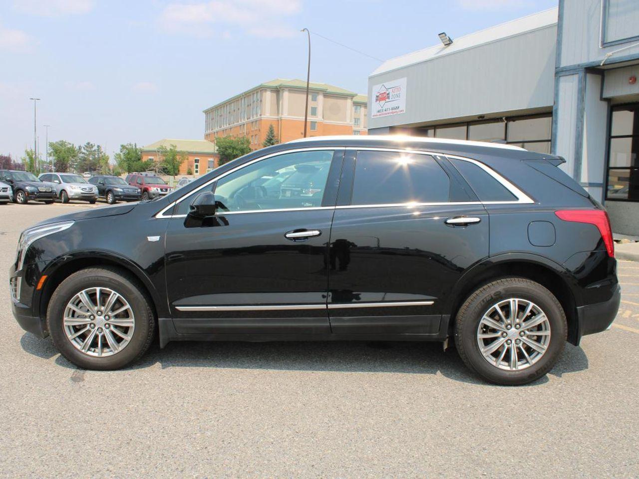 2017 Cadillac XT5 Luxury-1