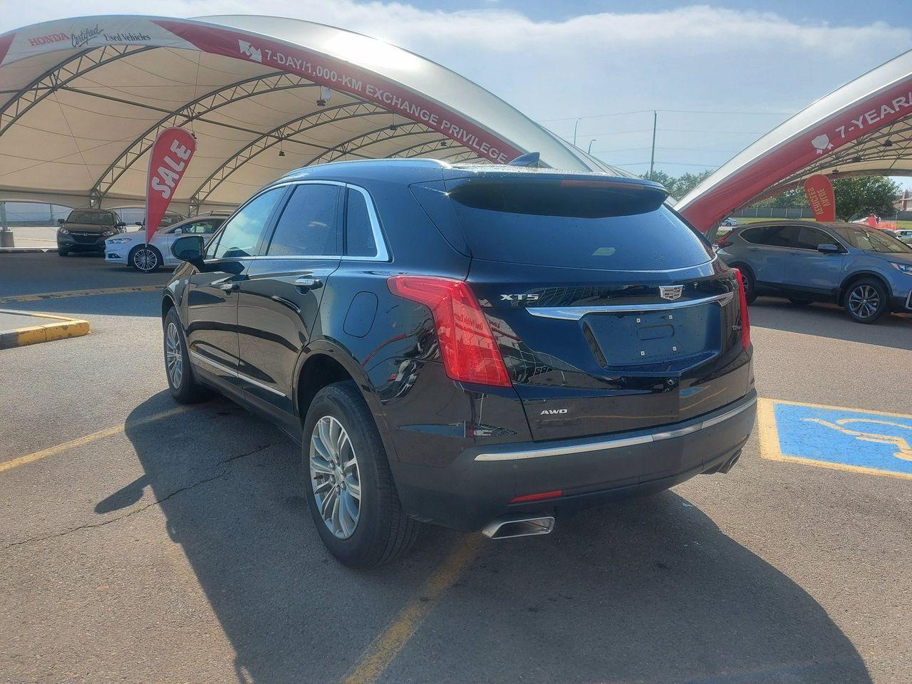 2017 Cadillac XT5 Luxury-3