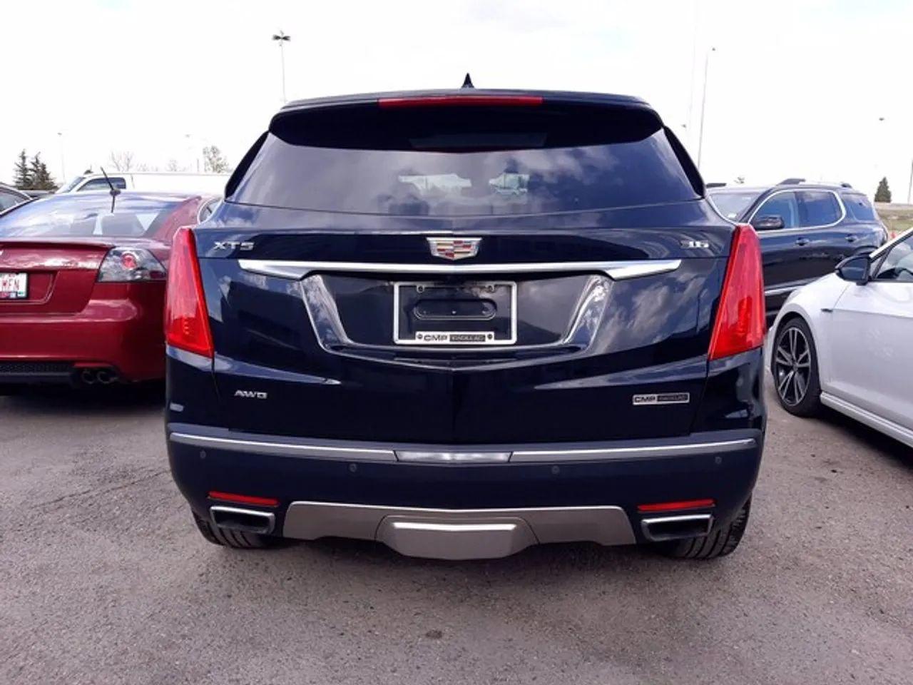 2017 Cadillac XT5 Platinum-2