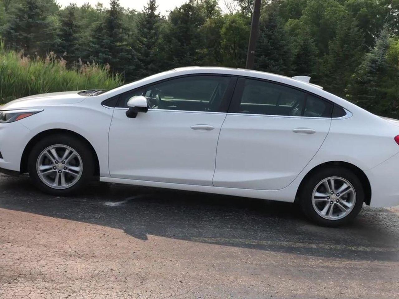 2017 Chevrolet Cruze 1LT-4