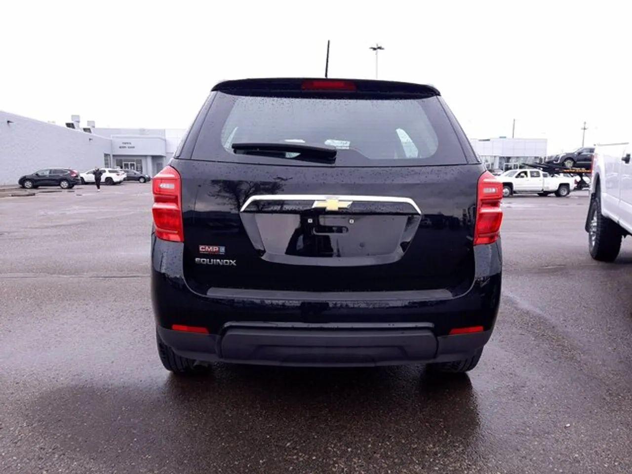 2017 Chevrolet Equinox LS-2