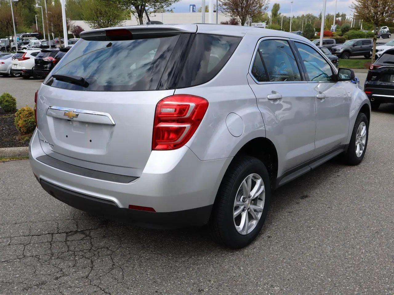 2017 Chevrolet Equinox LS-4