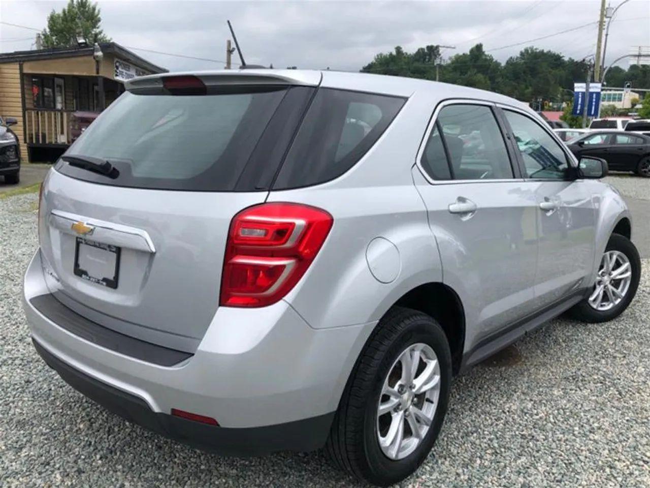 2017 Chevrolet Equinox LS-4