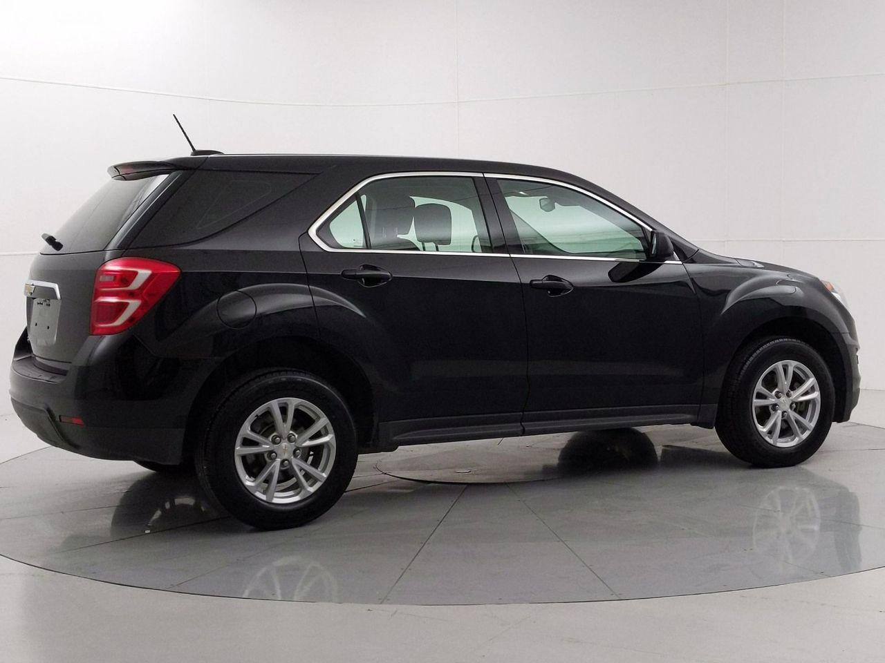 2017 Chevrolet Equinox LS-4
