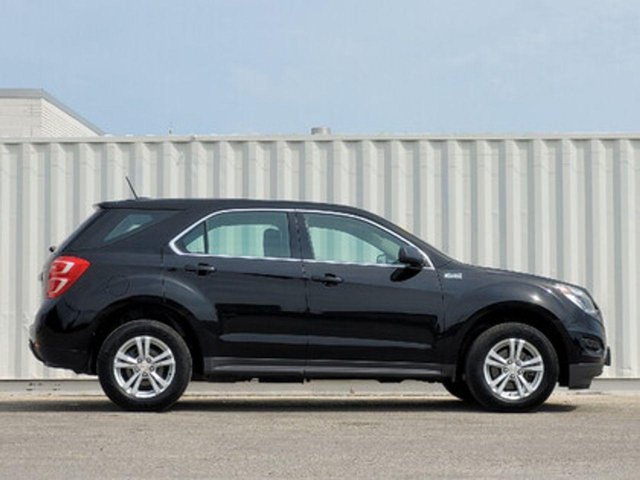 2017 Chevrolet Equinox LS-3
