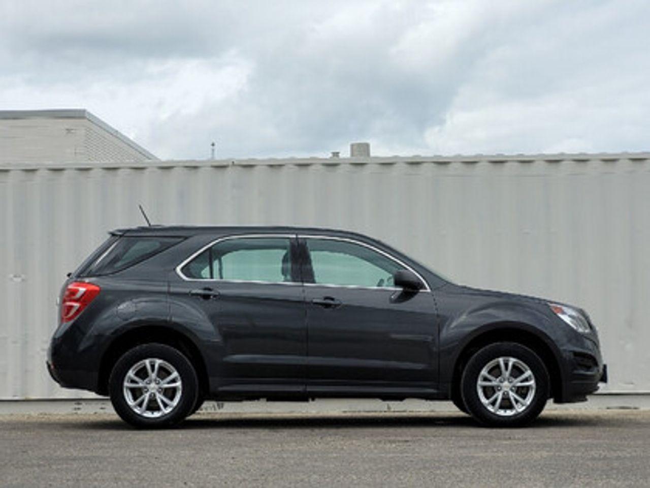 2017 Chevrolet Equinox LS-3