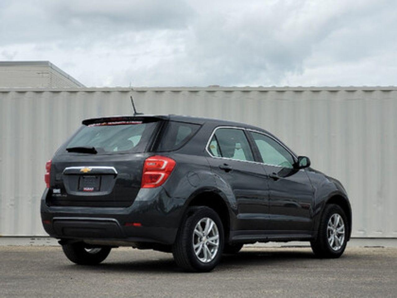 2017 Chevrolet Equinox LS-4