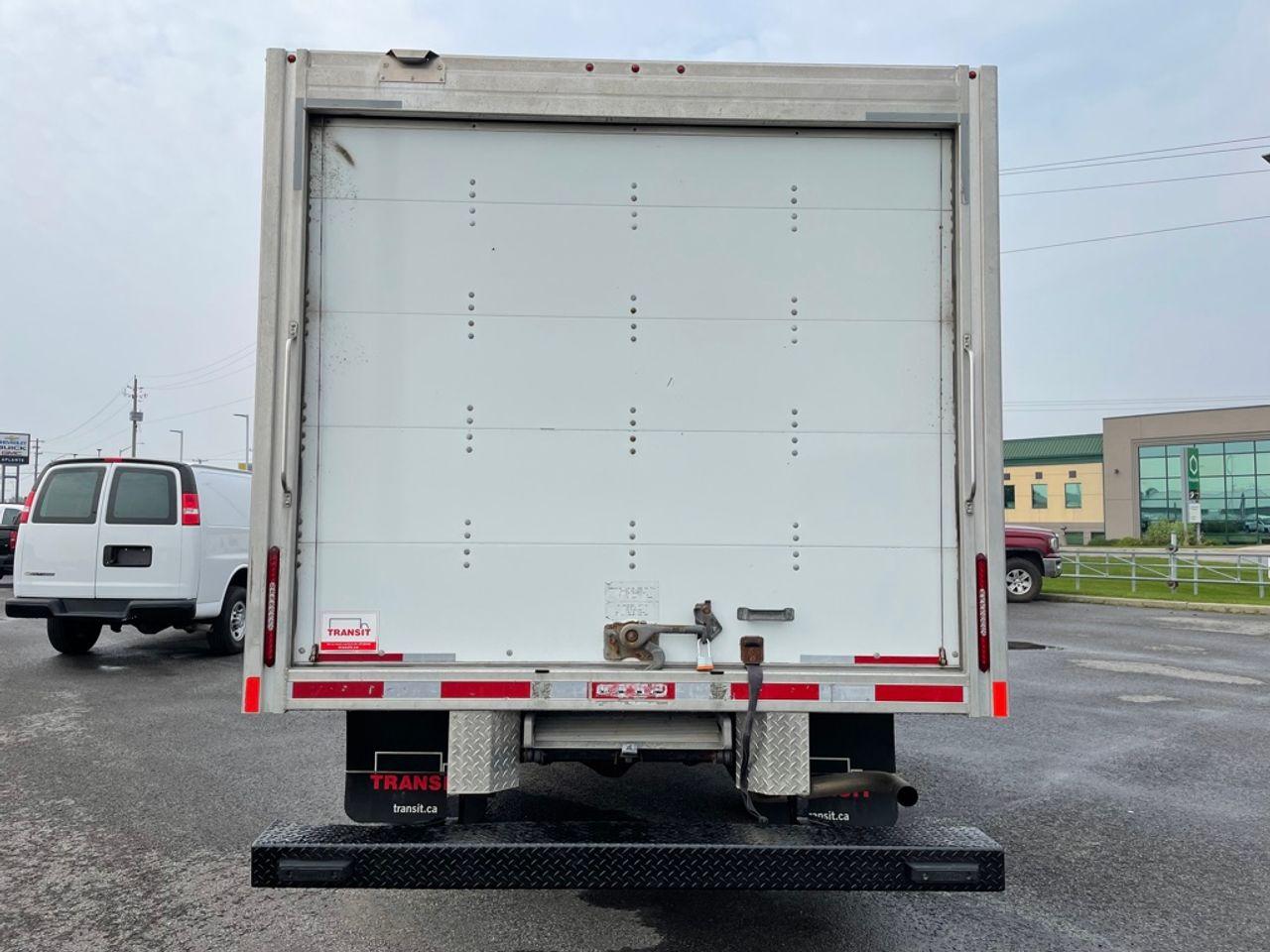 2017 Chevrolet Express 3500-3