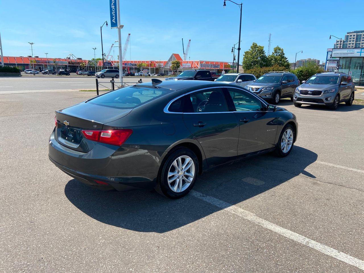 2017 Chevrolet Malibu 1LT-4