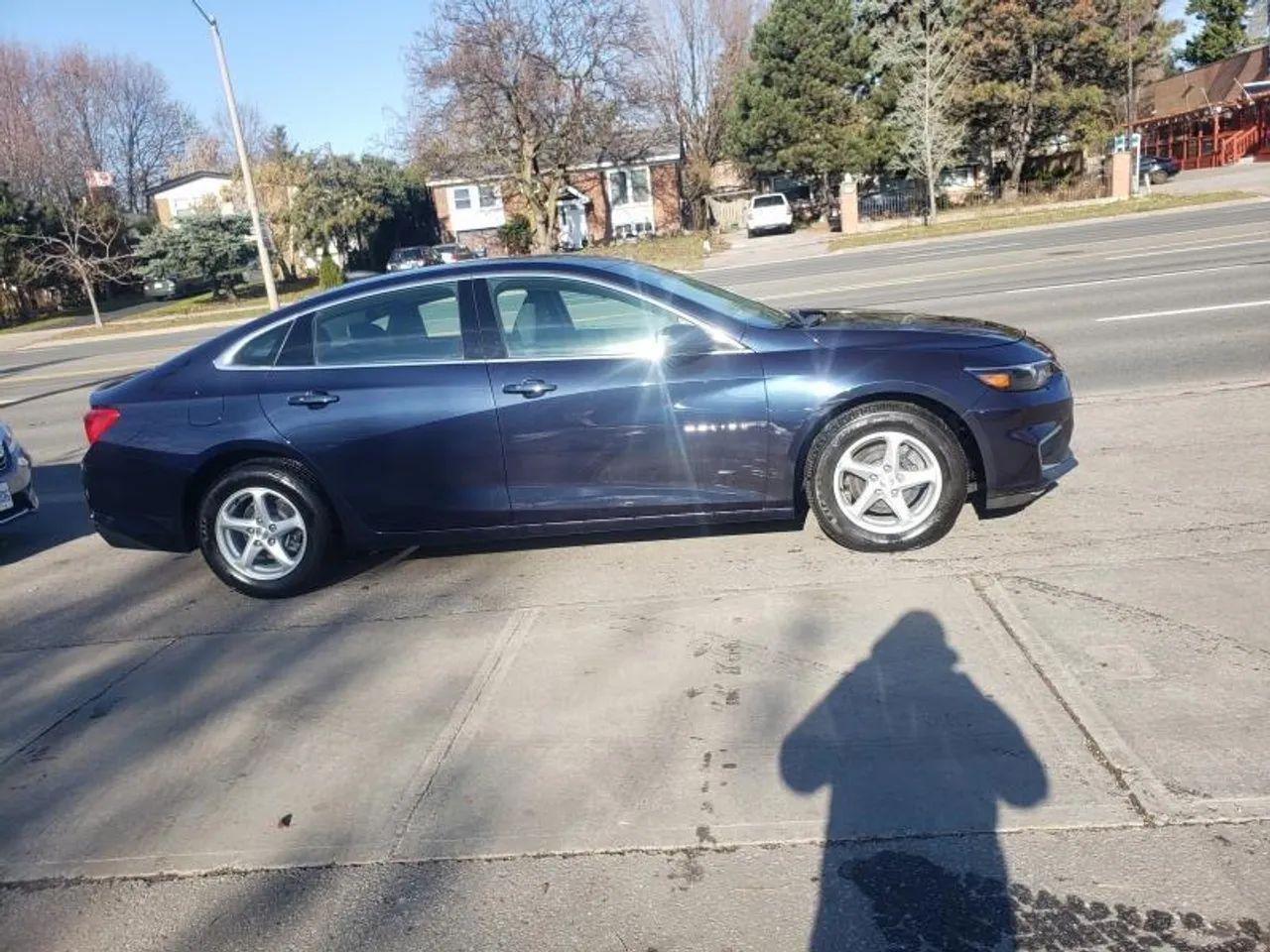 2017 Chevrolet Malibu LS-2