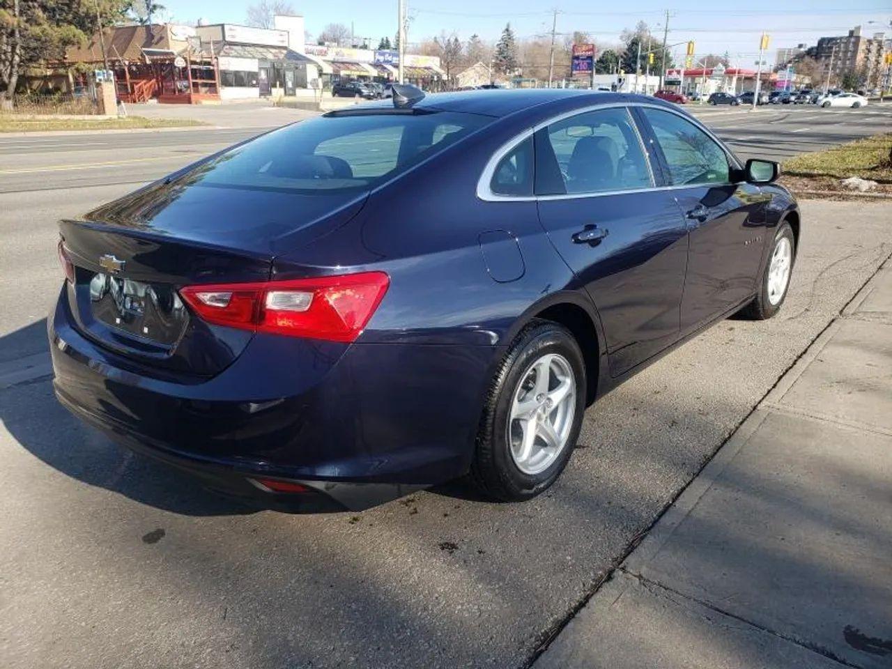 2017 Chevrolet Malibu LS-3
