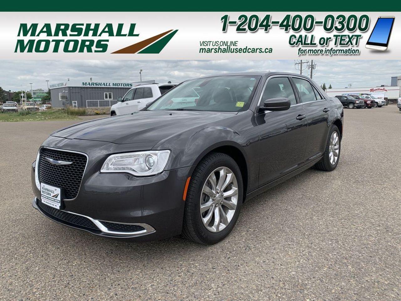 2017 Chrysler 300 Limited-0