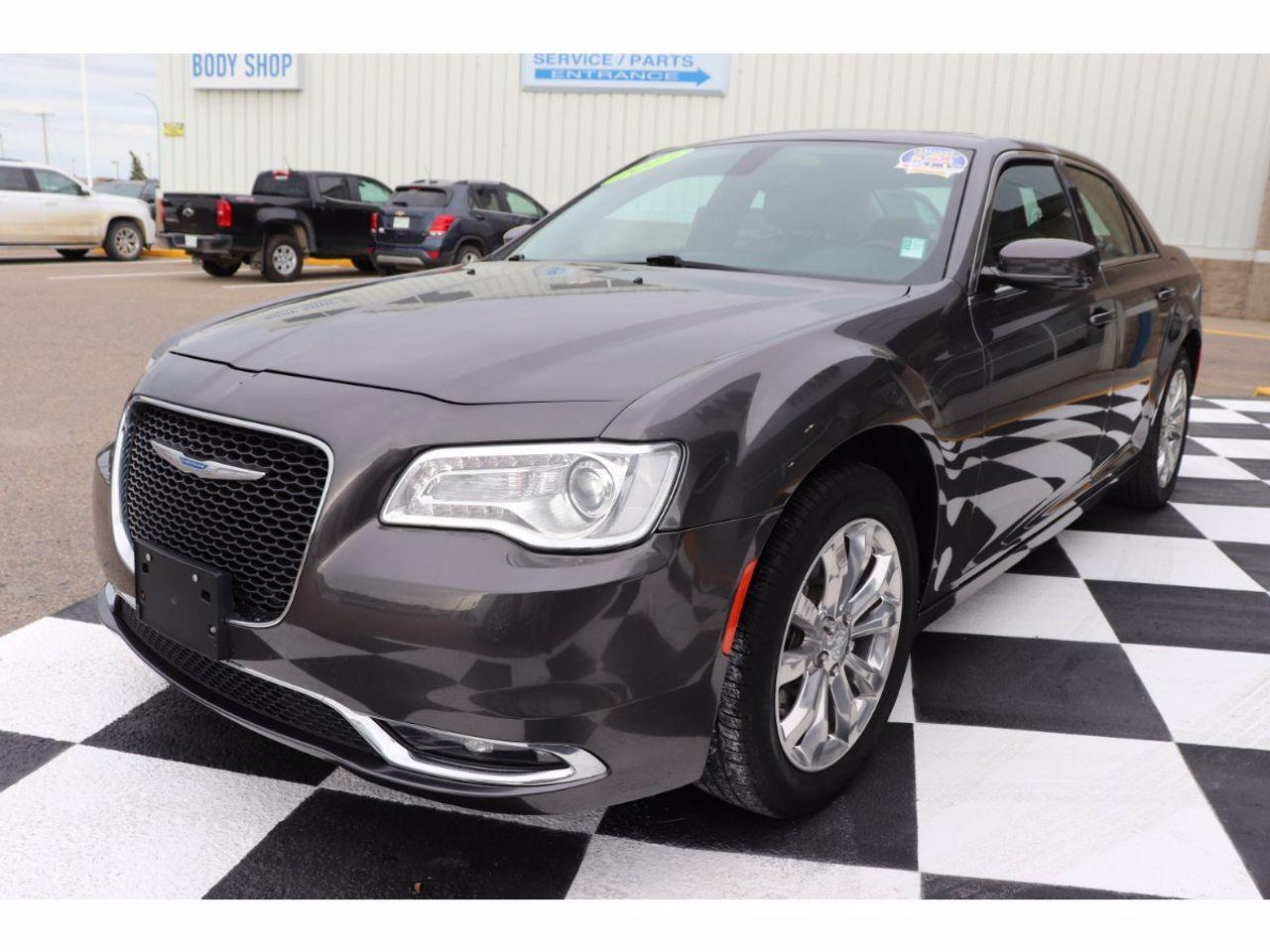 2017 Chrysler 300 Limited-2