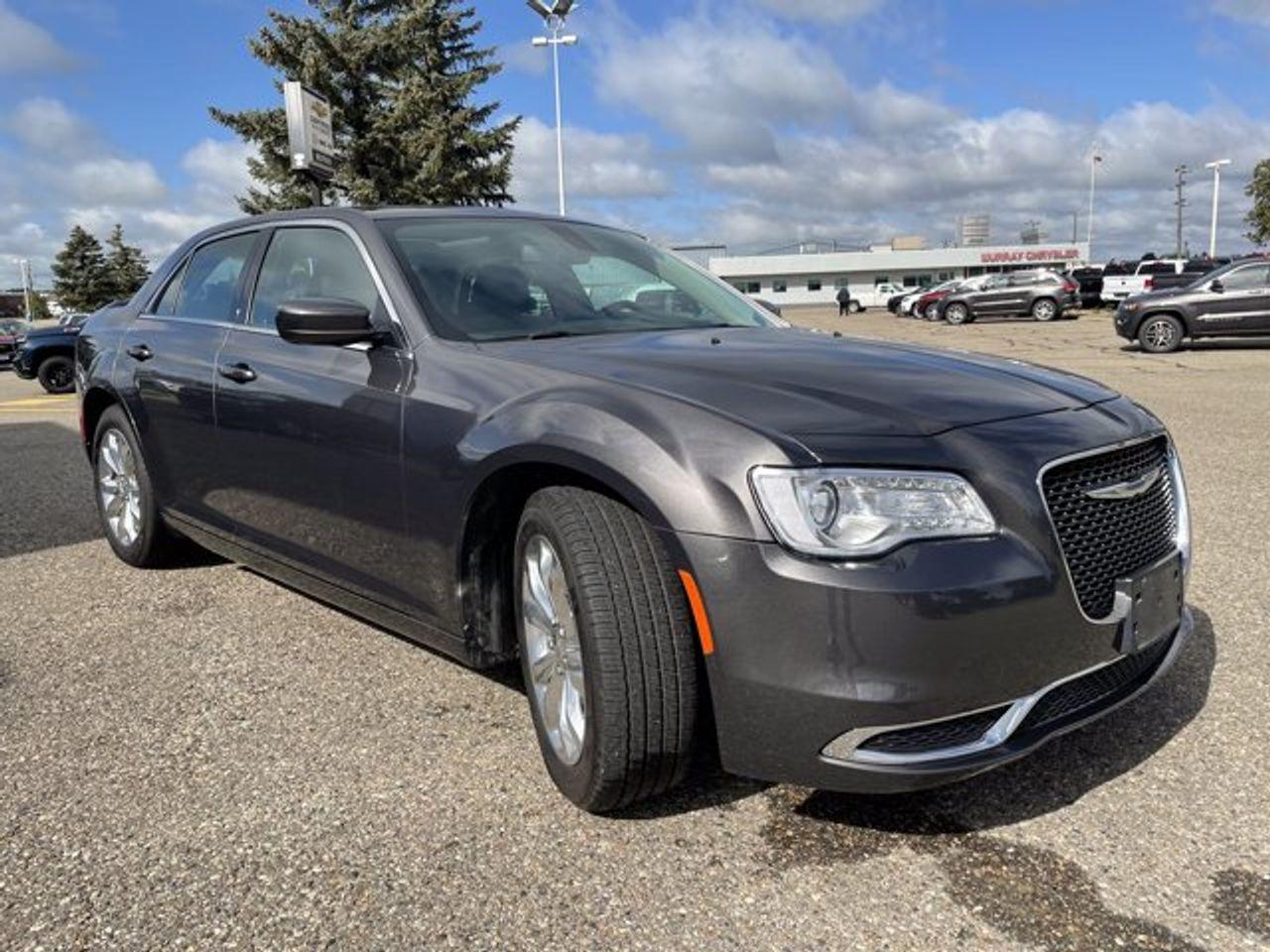 2017 Chrysler 300 Limited-2