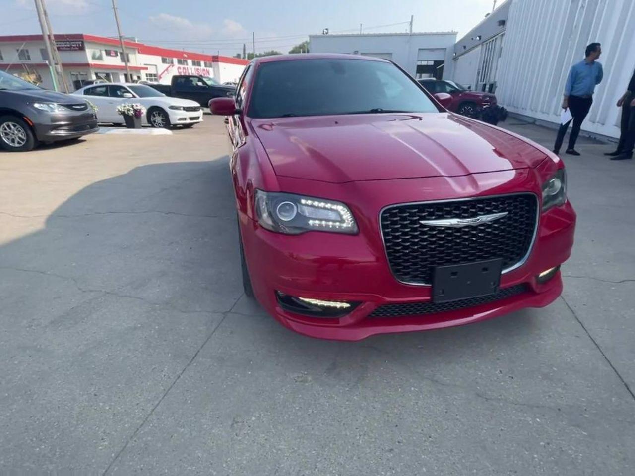 2017 Chrysler 300 S-3