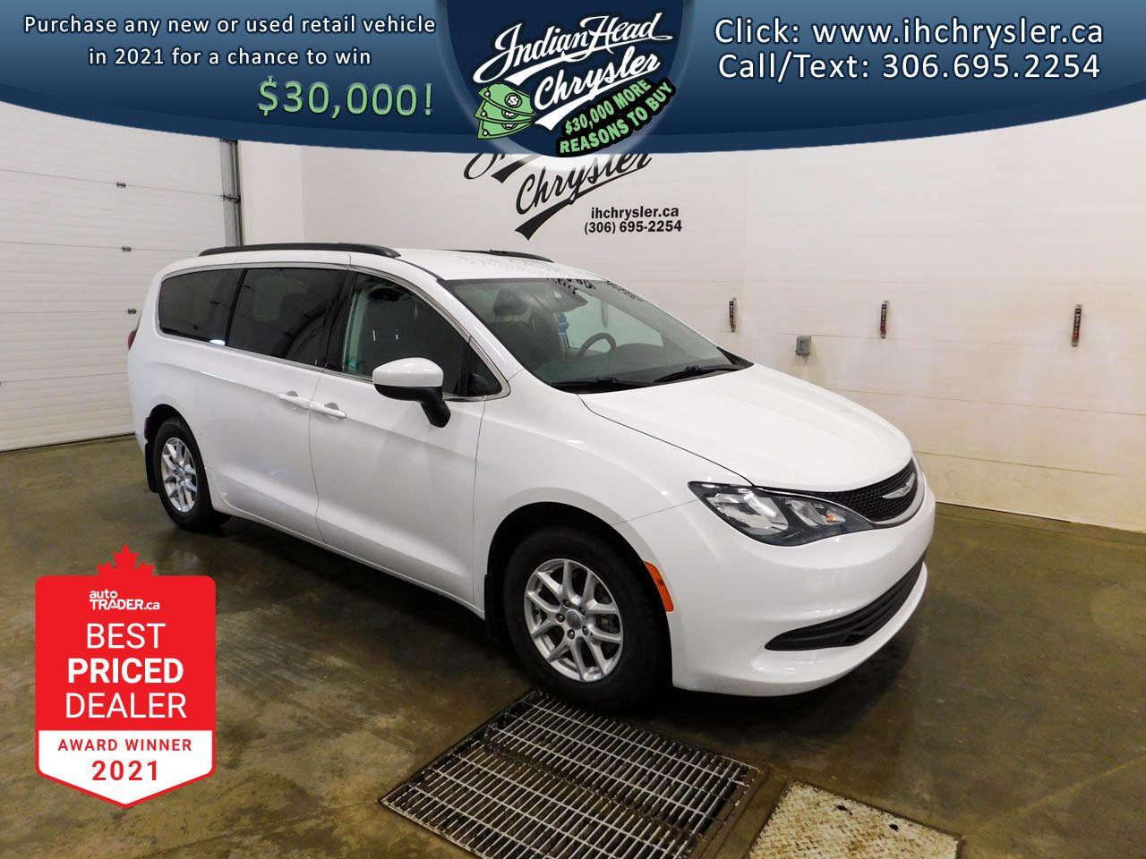2017 Chrysler Pacifica LX-0