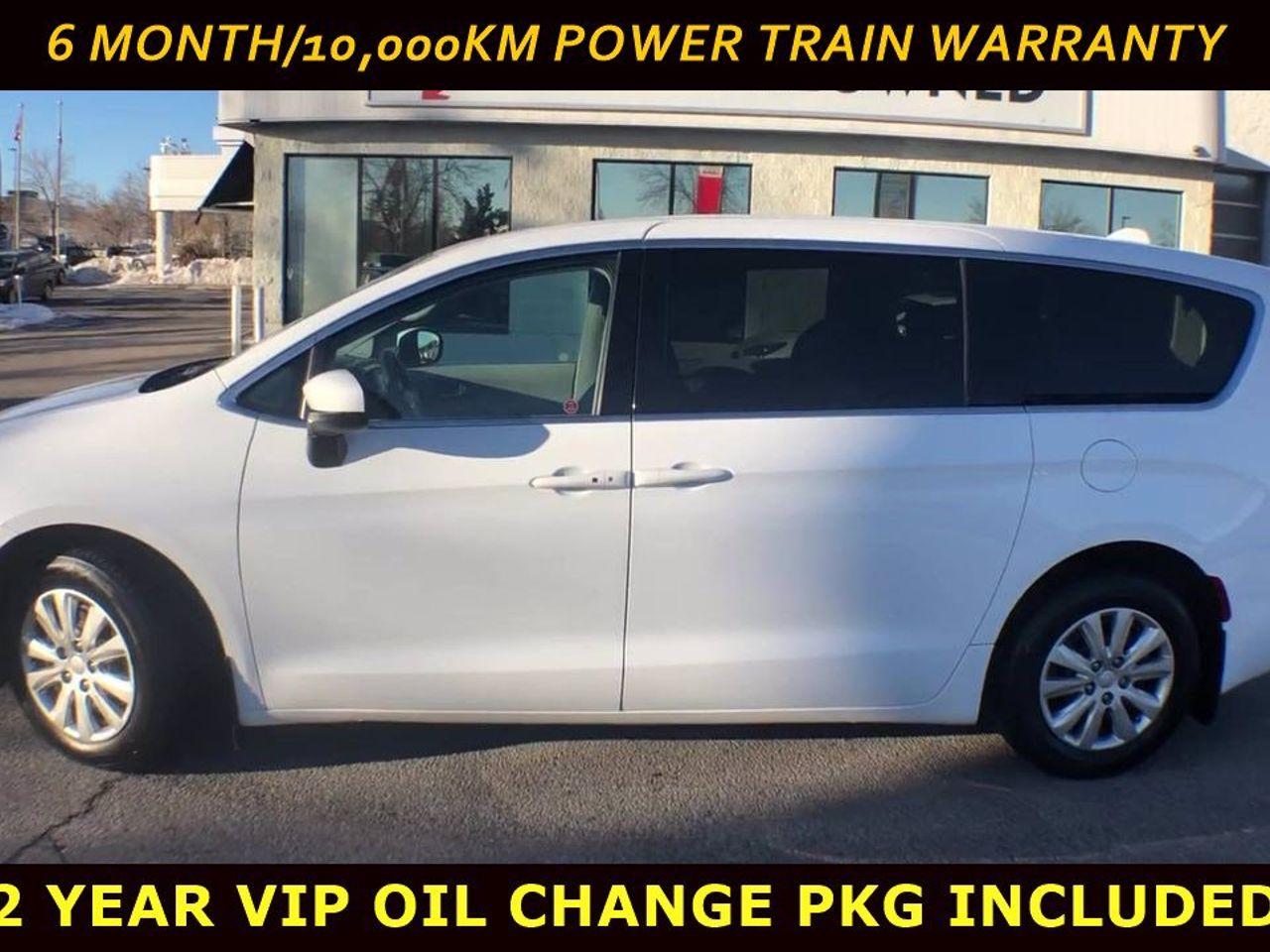 2017 Chrysler Pacifica LX-4