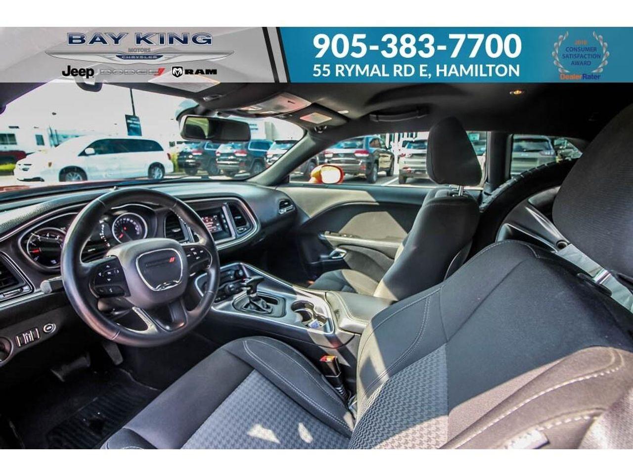 2017 Dodge Challenger SXT-4