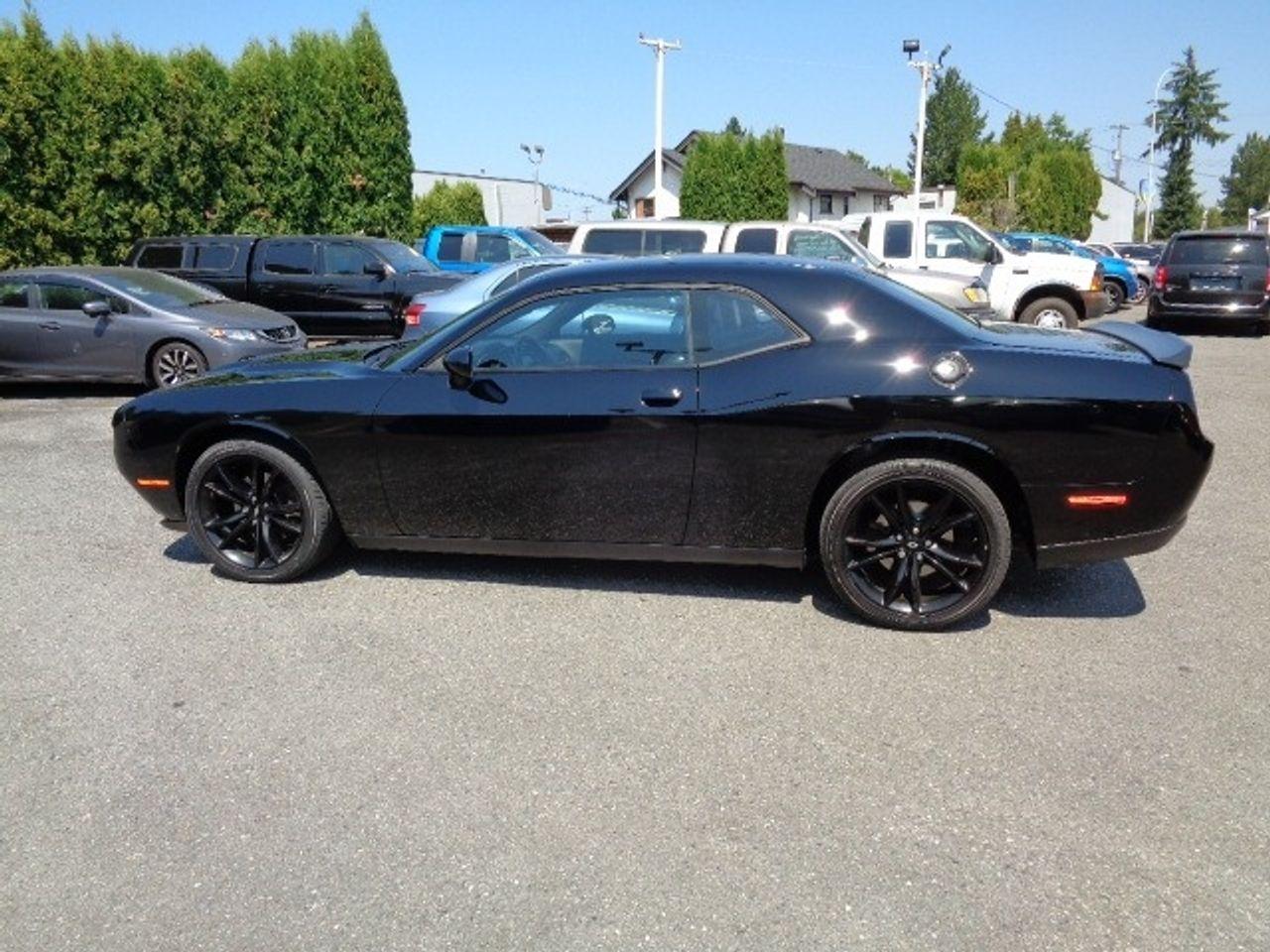 2017 Dodge Challenger SXT-1