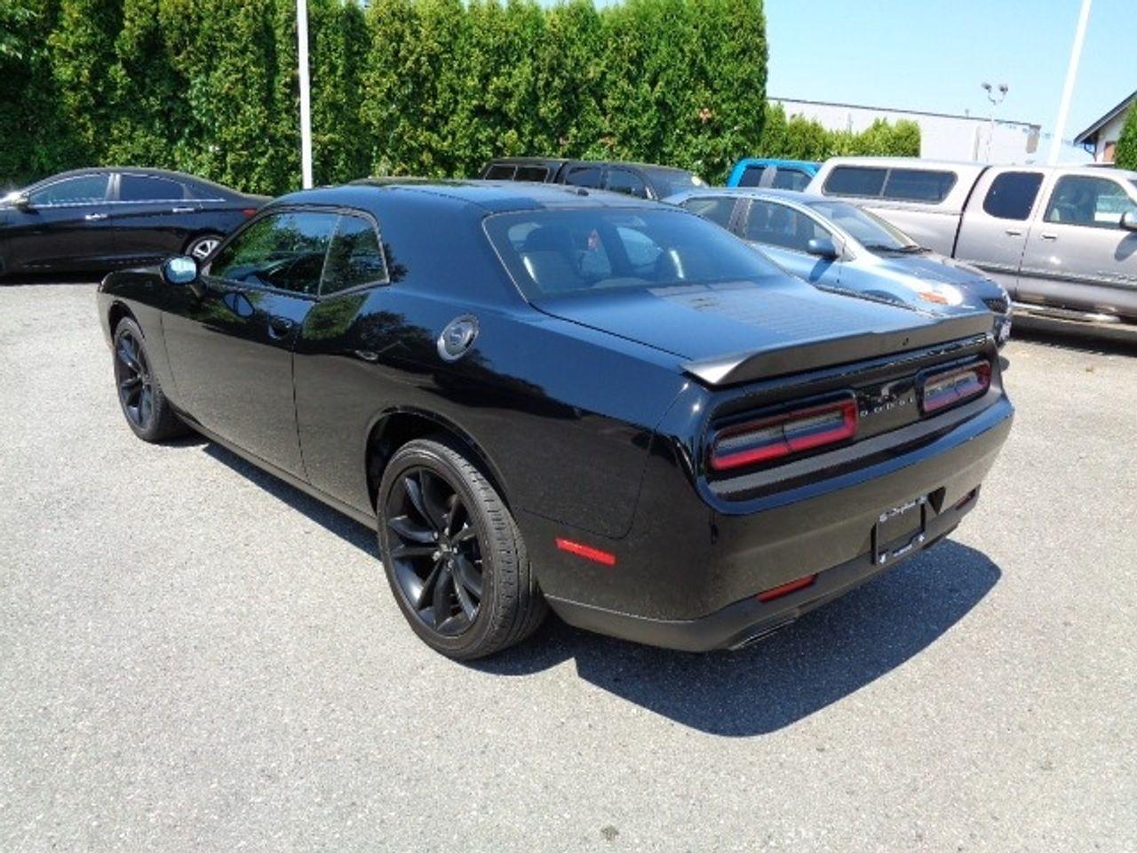 2017 Dodge Challenger SXT-2