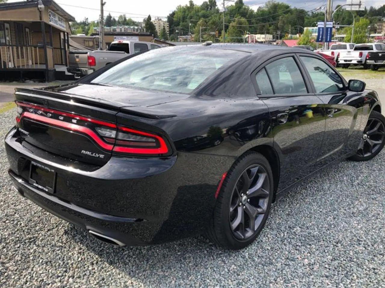 2017 Dodge Charger SXT-4