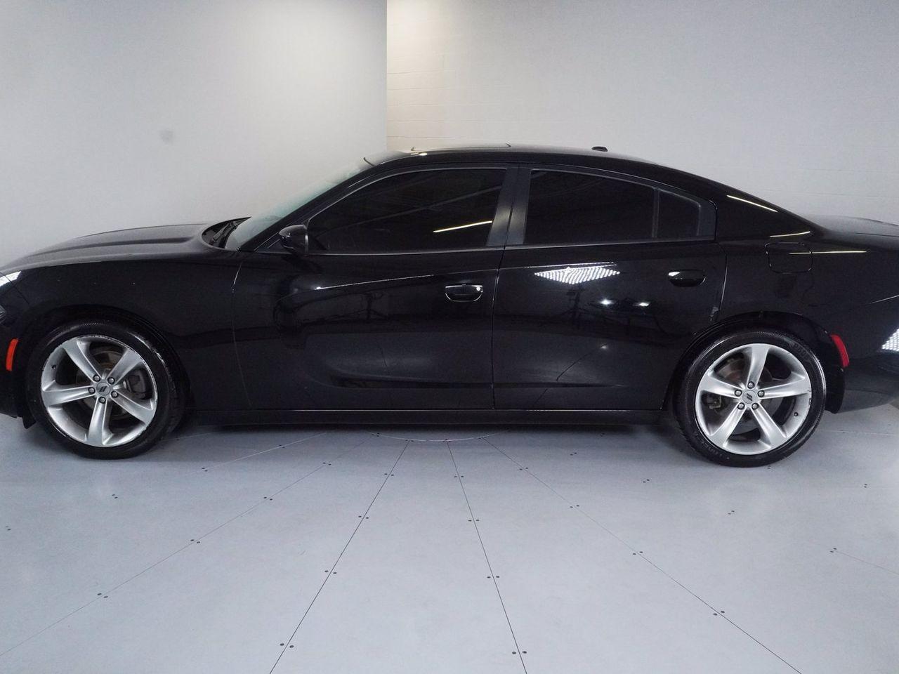 2017 Dodge Charger SXT-3