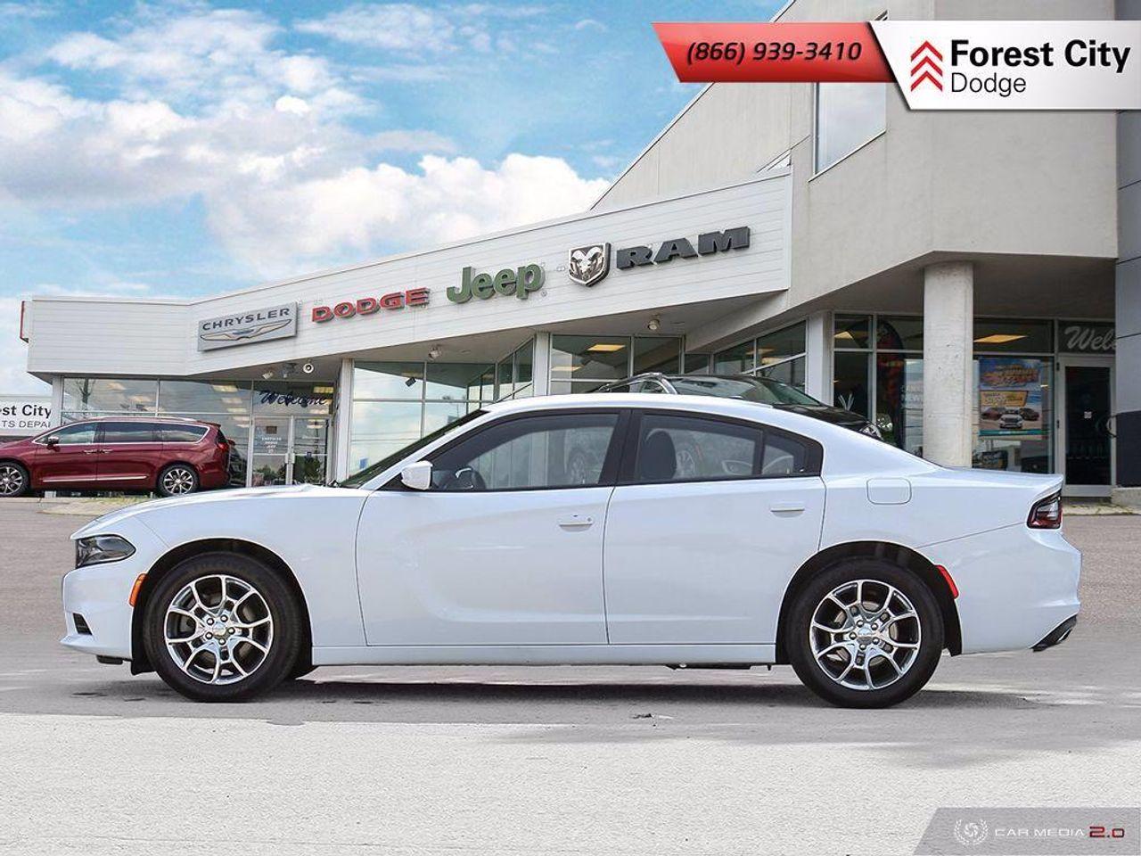 2017 Dodge Charger SXT-2