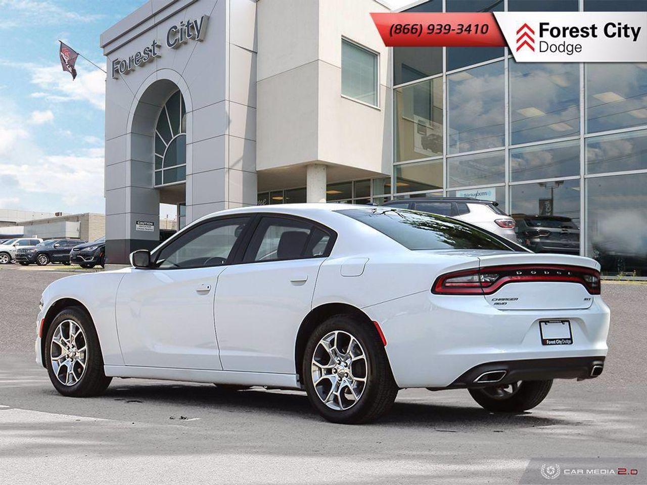 2017 Dodge Charger SXT-3